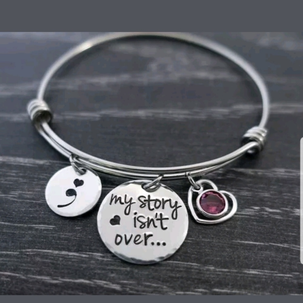 🦄 My Story Isn't Over Yet Adjustable Bracelet - Picture 2 of 3